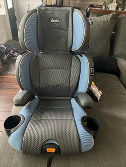 Chicco KidFit ClearTex Plus 2-in-1 Belt-Positioning Booster Car Seat