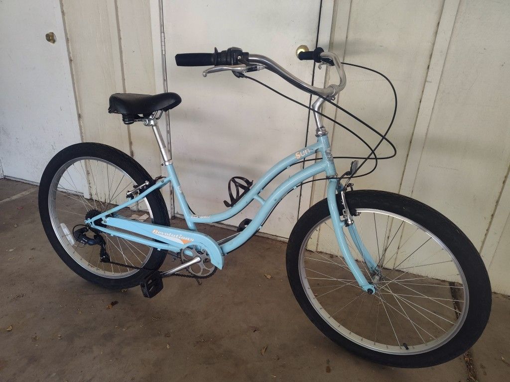 Sun Revalations 26" 7 Speed Cruiser Bike