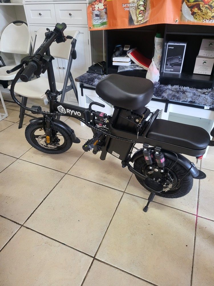 Ryvo Foldable Electric Bicycle 