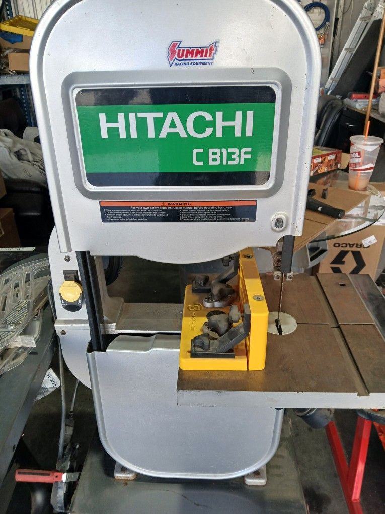 HITACHI CB17F BAND SAW