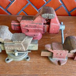 3 Metal Vises