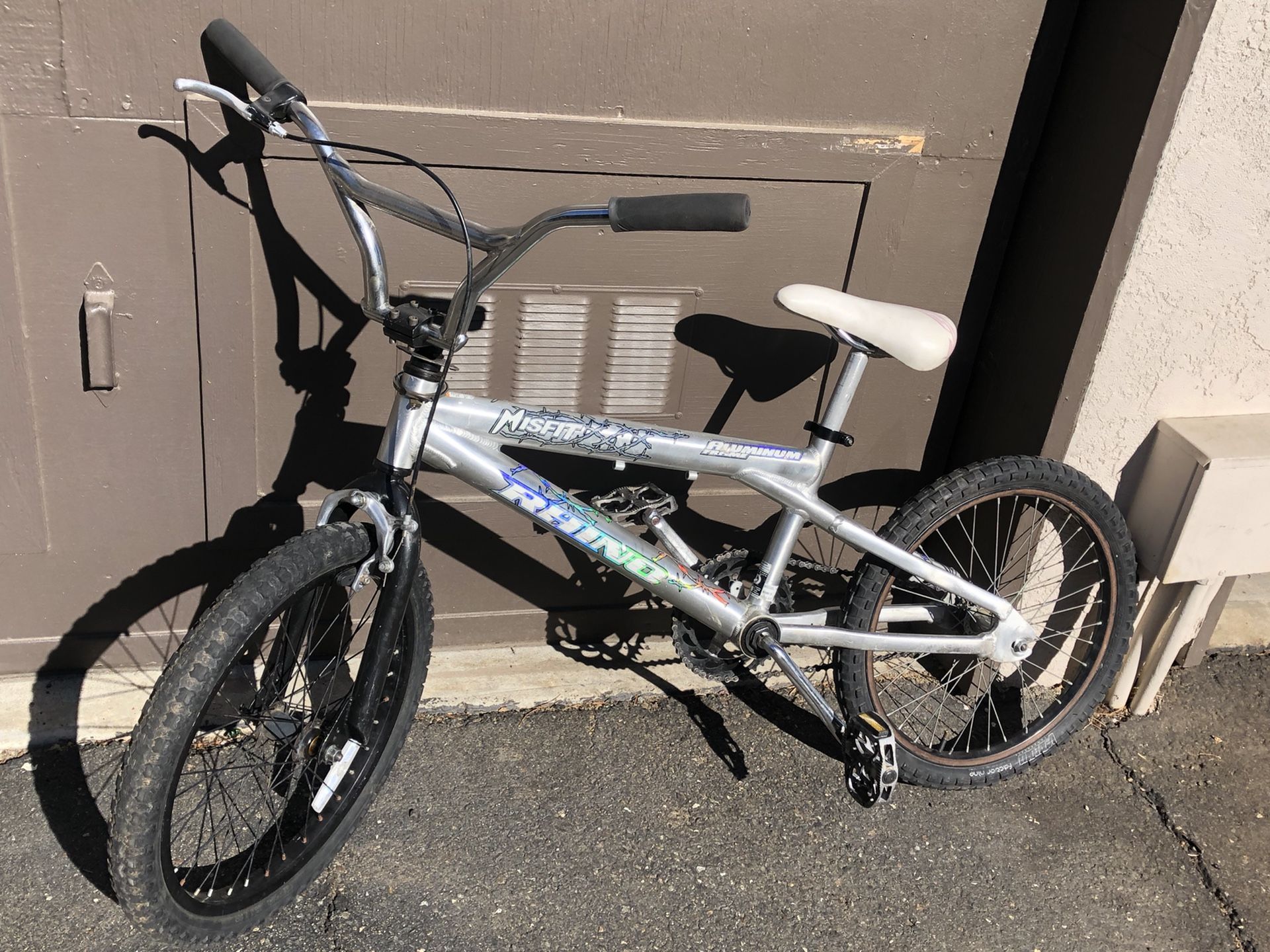 Rhino Misfit 20” inch BMX bike