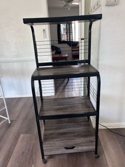 Shelf with plug ins