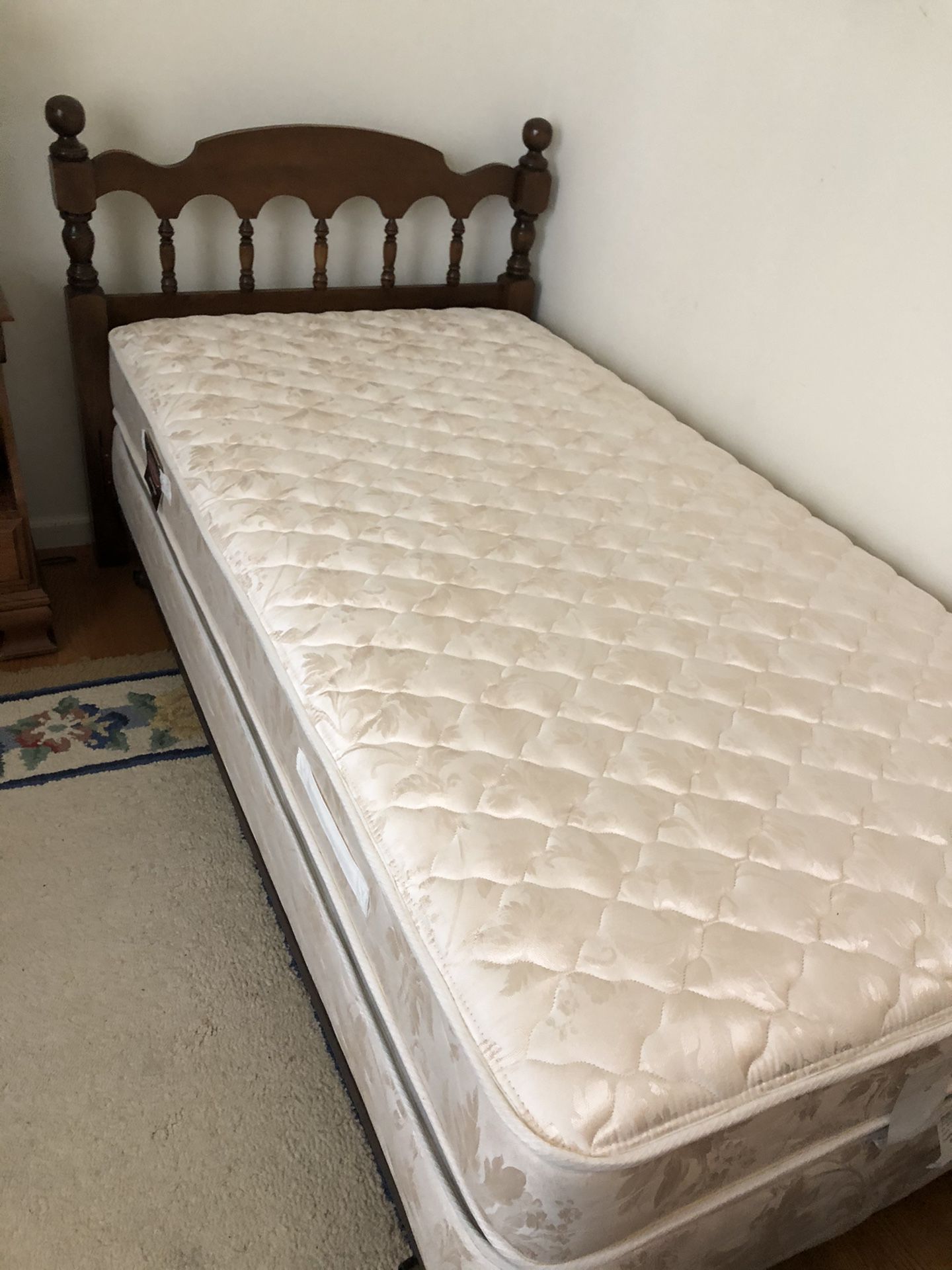 TWIN BED MATTRESS AND FRAME
