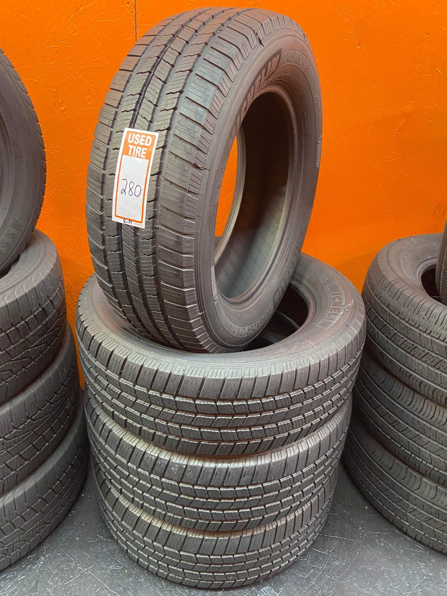 245/60R18 Michelin Defender LTX Full Tire Set