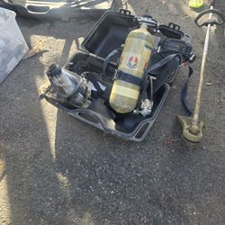 Air Tank And Mask 
