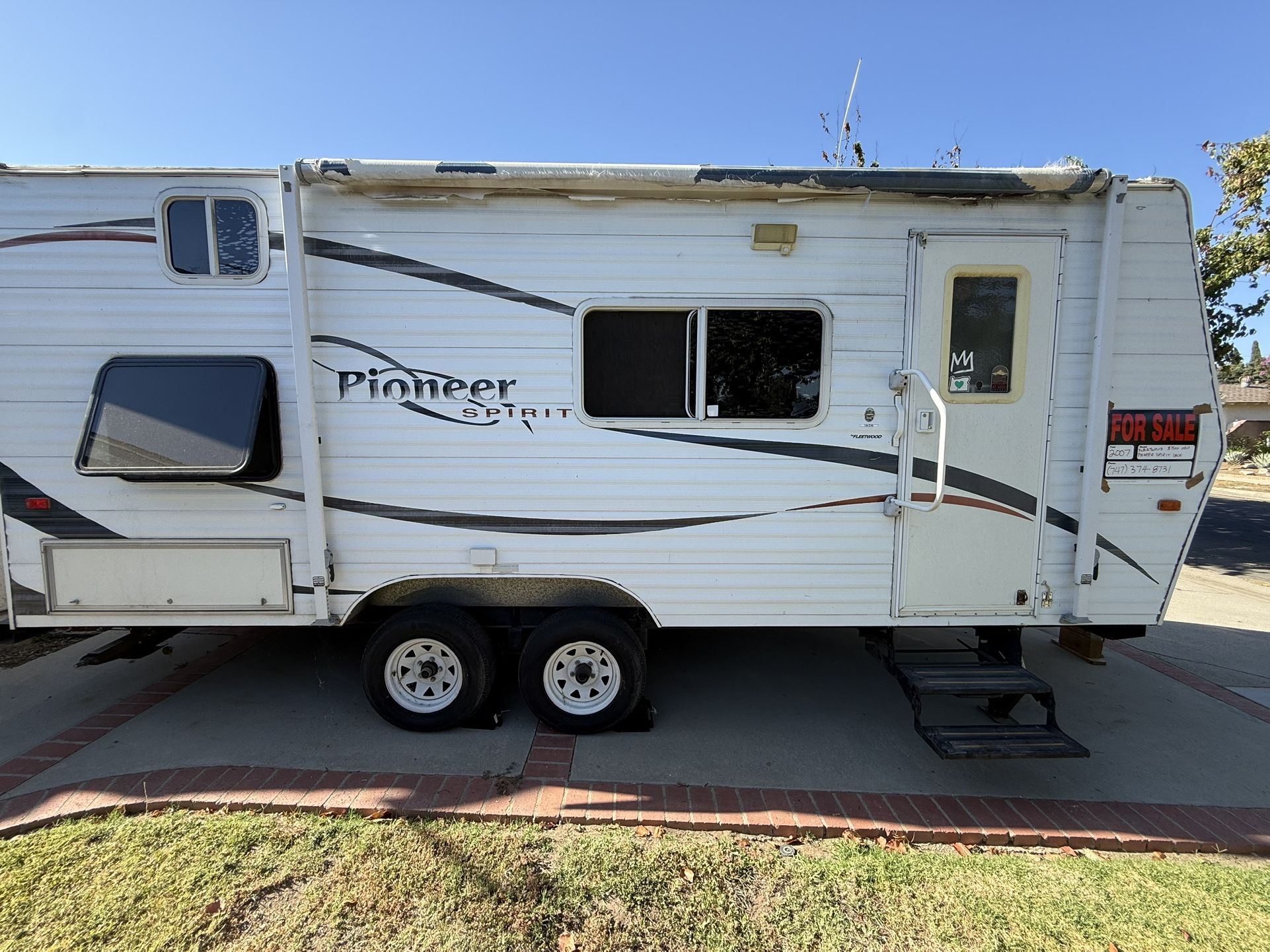 2007 Fleetwood Pioneer 18CK