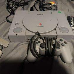 PS1 With controller and game