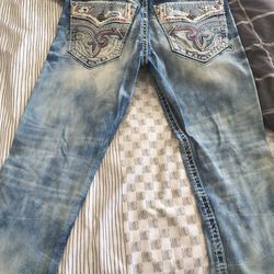 Rock revival size 32