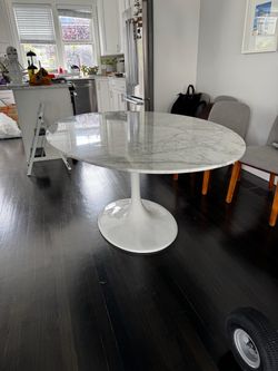Moving sale: Marble Dining Table plus 6 chairs set