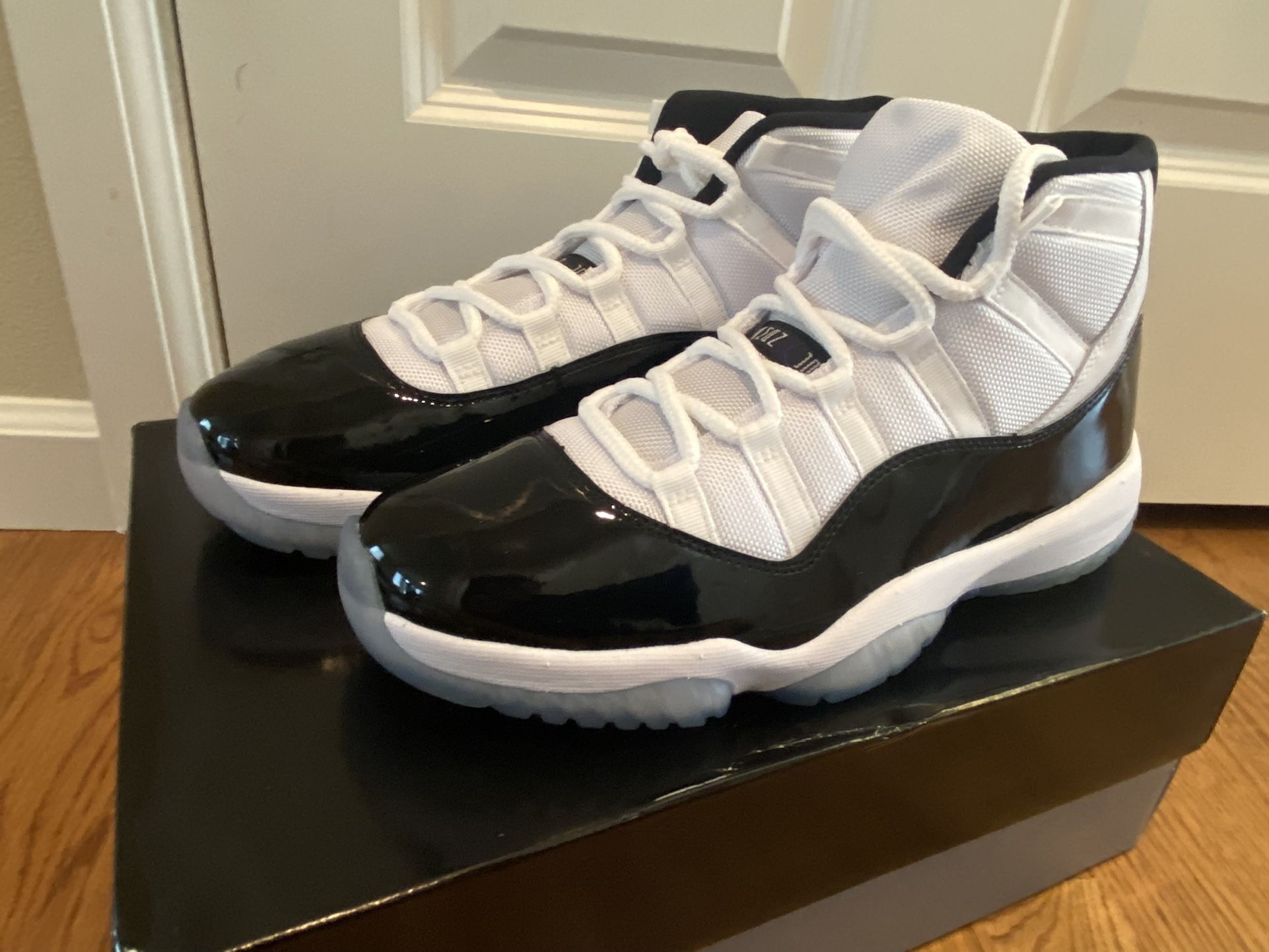 Nike Air Jordan 11 Concord 2018 Edition Size 10M