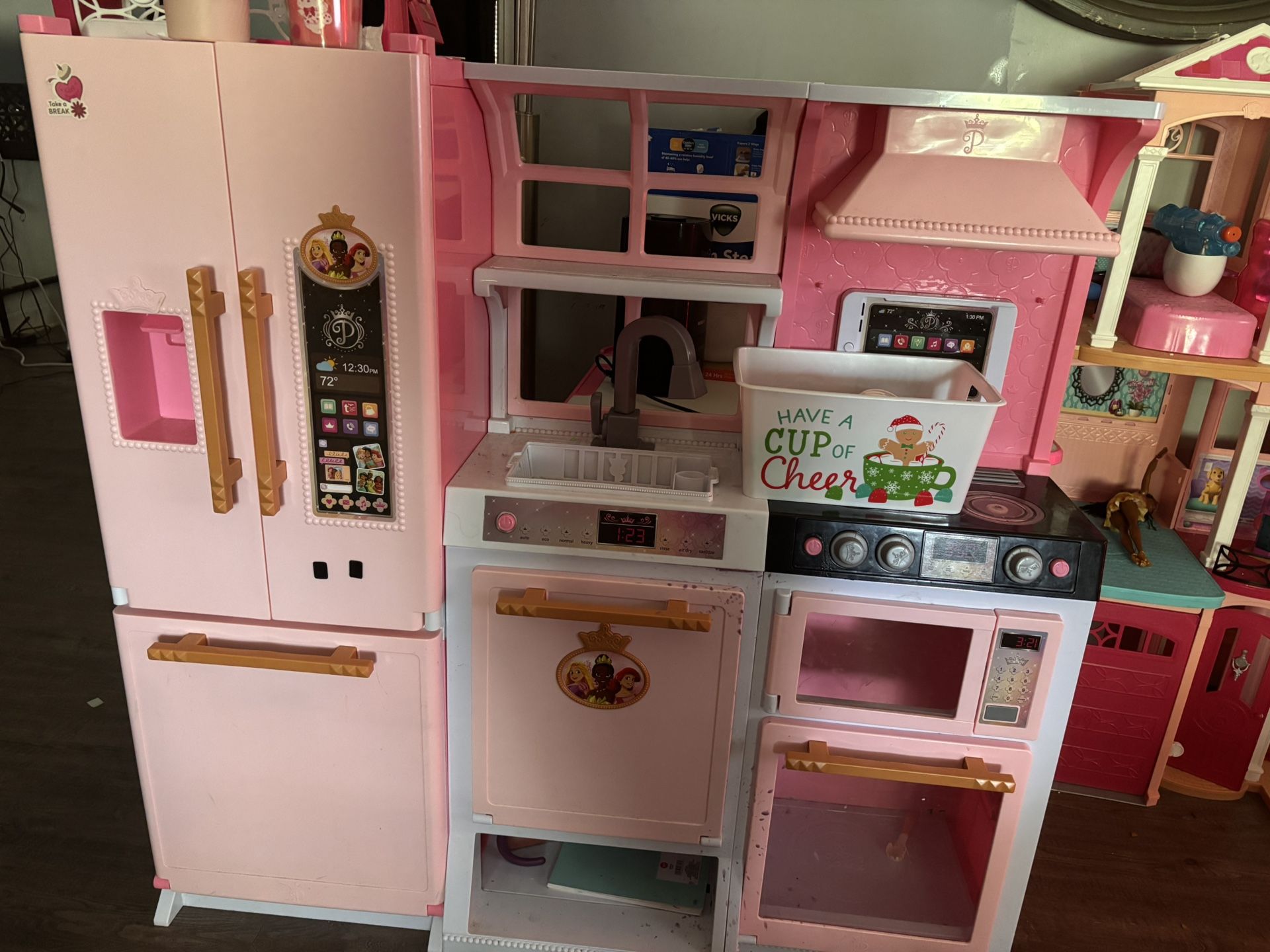Disney Princess Kitchen With Play Food