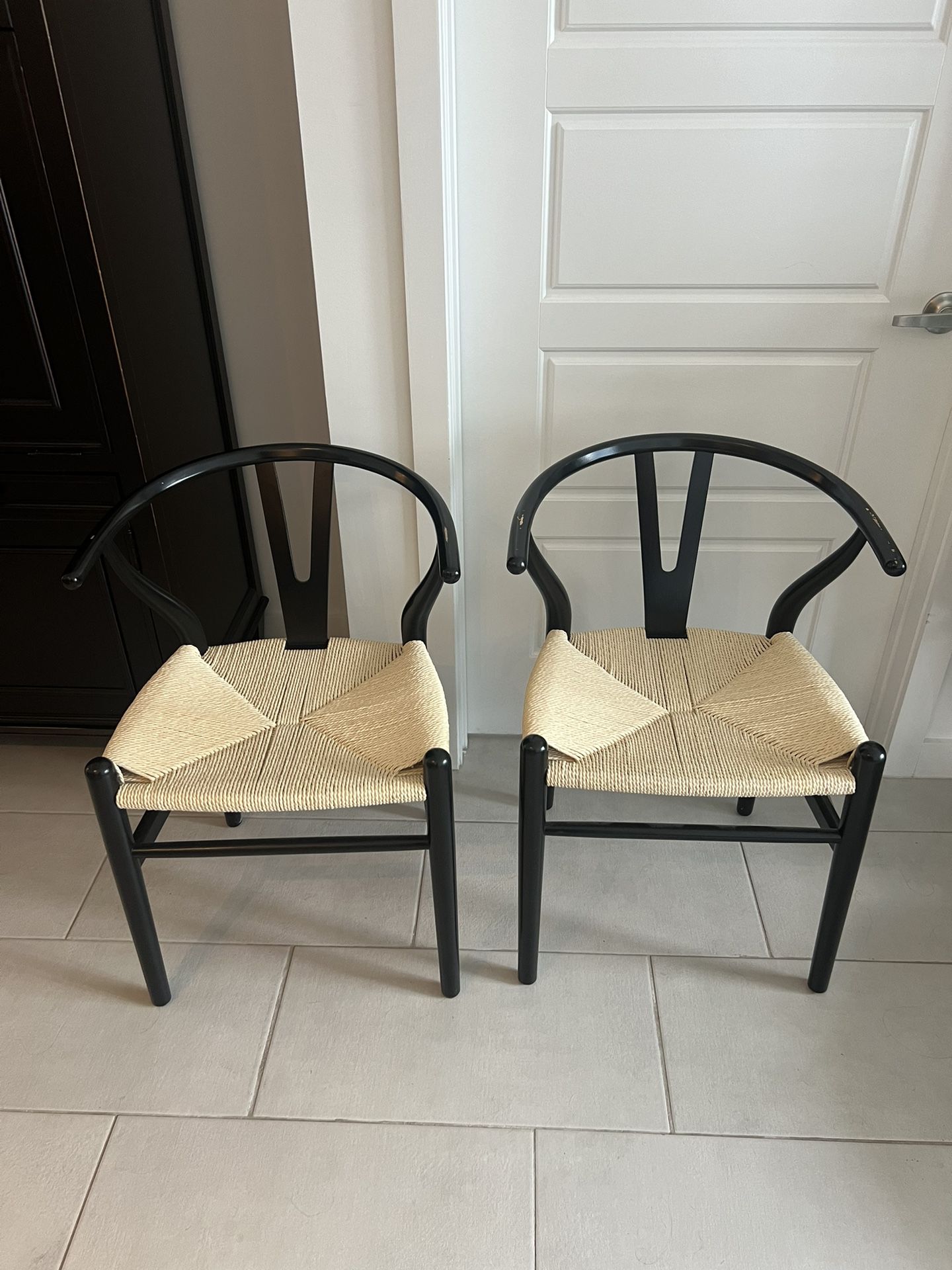 2 Scandinavian-style Black And Beige Chairs