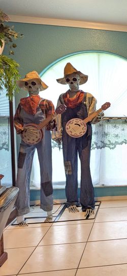 Halloween Skeleton Banjo Player Duo Decoration