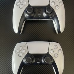 2 Ps5 Controllers 