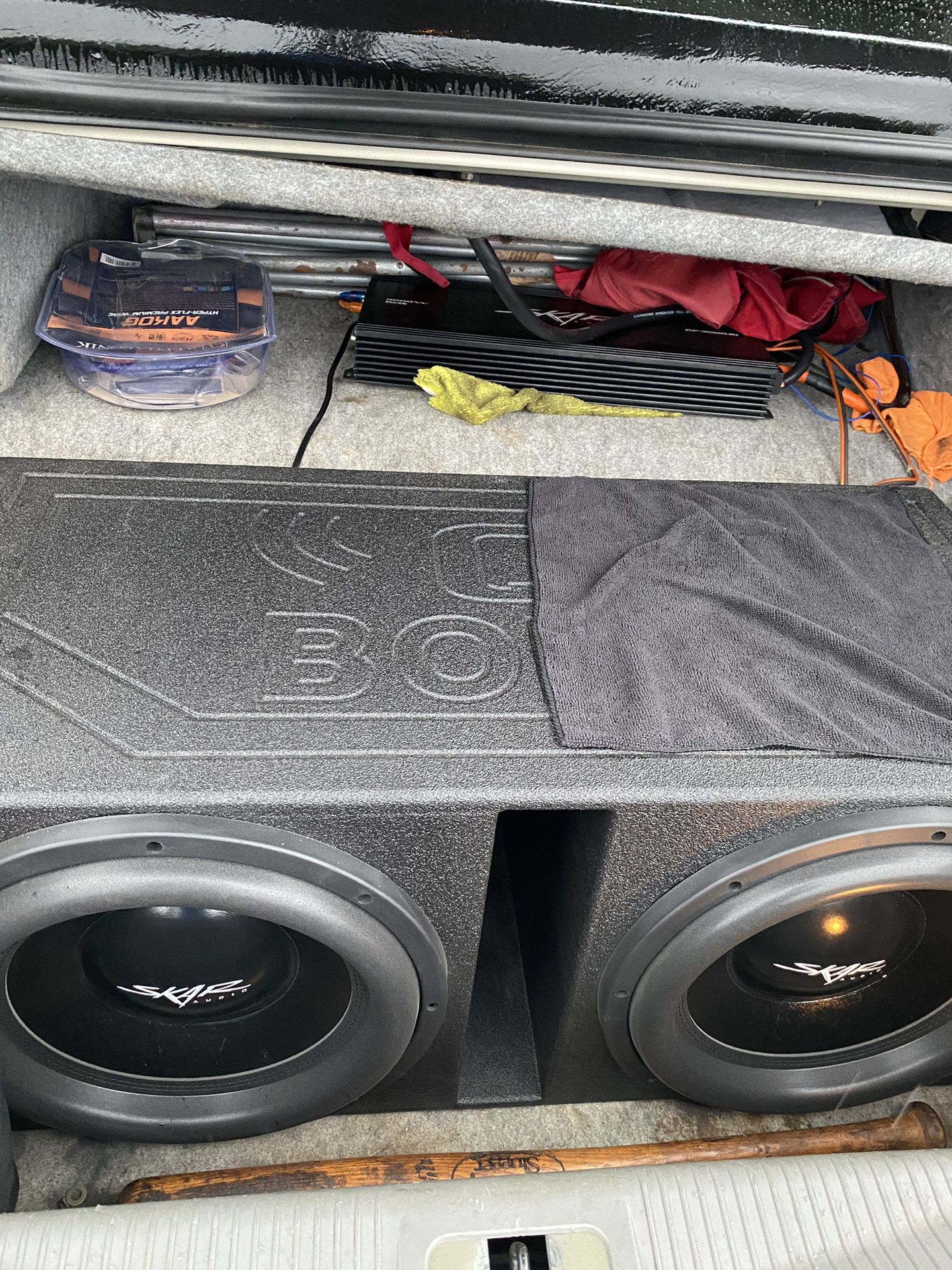 Amplifier And Subwoofers