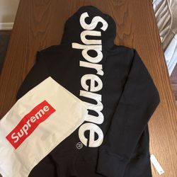 Supreme Hoodie