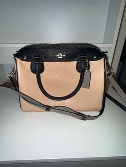 Small Coach shoulder bag