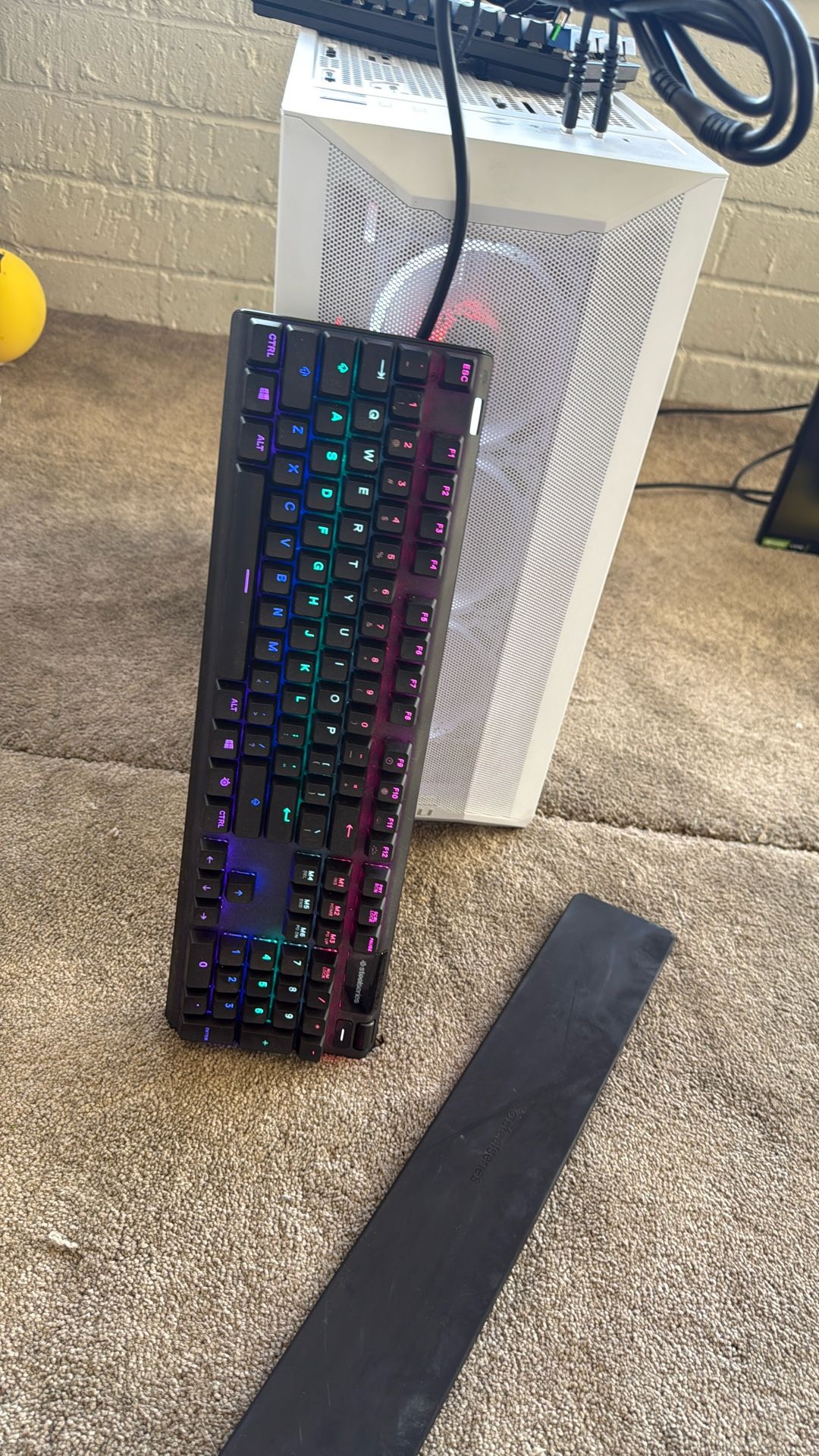 SteelSeries Apex Pro HyperMagnetic Gaming Keyboard