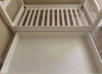 Twin Trundle bed