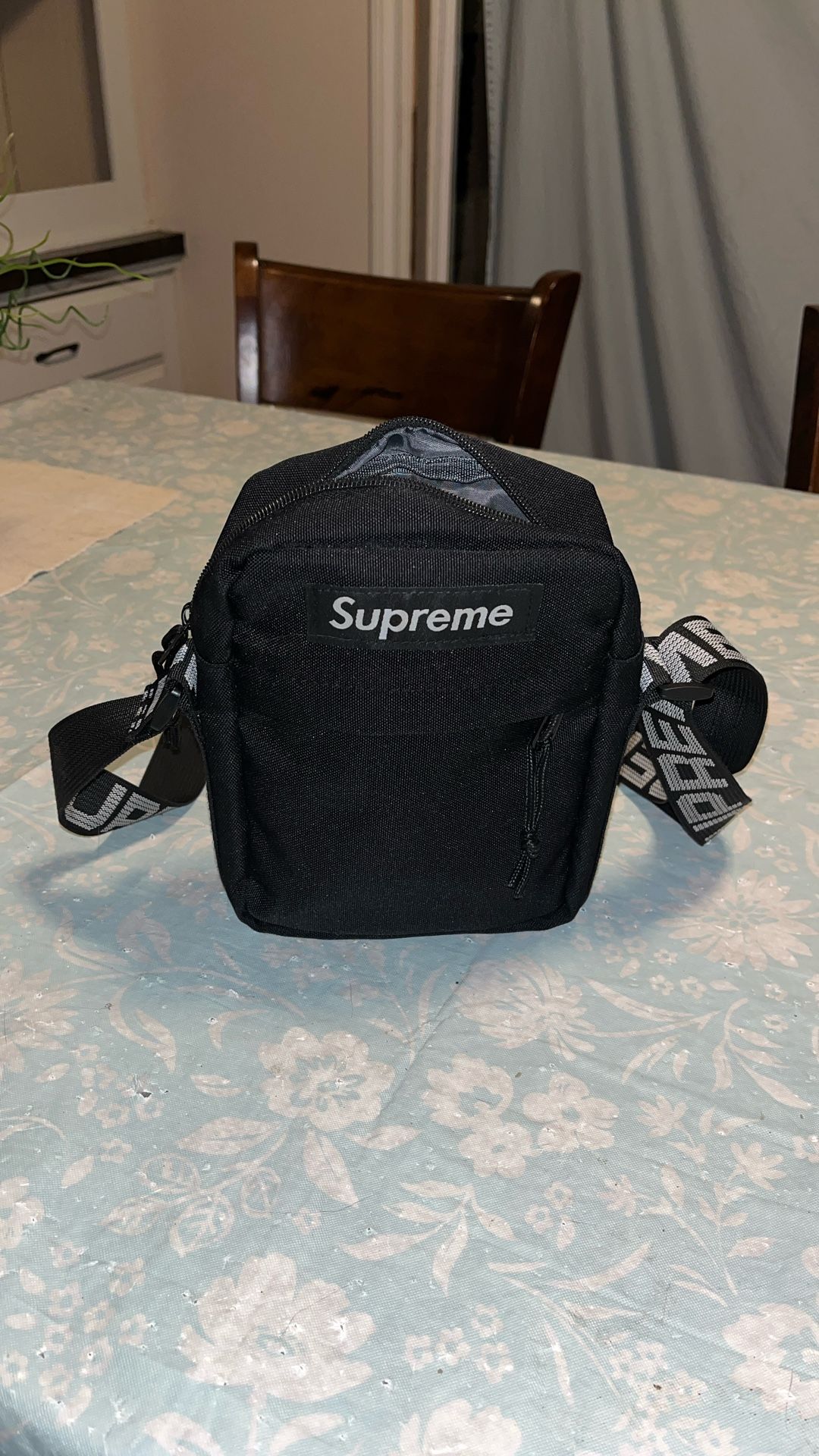 Supreme Shoulder Bag (SS18)