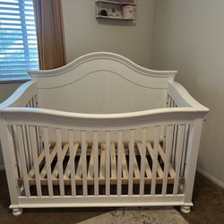 Jessie/Carlie Convertible Crib 