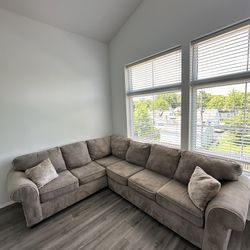 Sectional Sofa / Couch