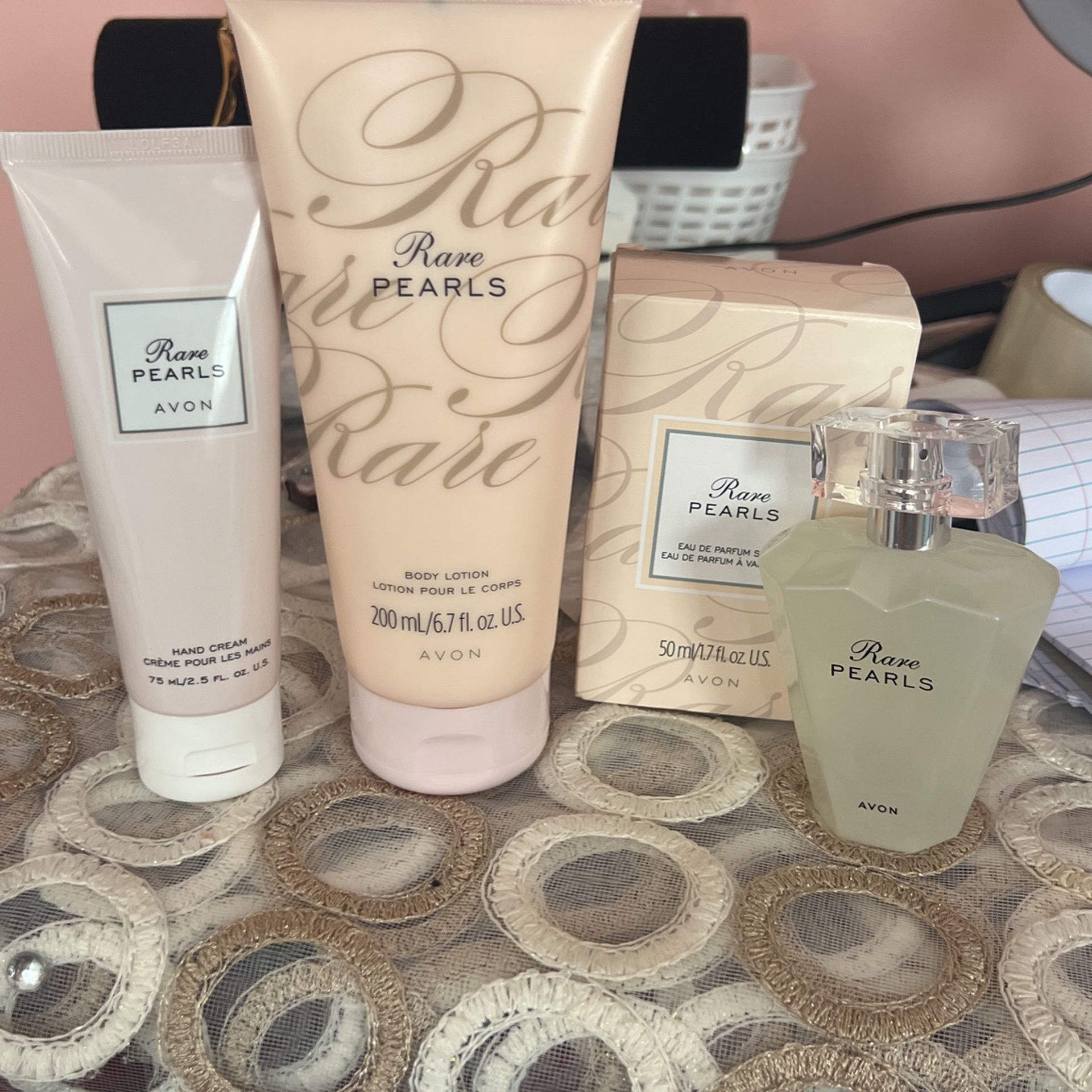 Avon Amazing Set ❤️❤️🎁 And Great Gift 🎁 For Someone 
