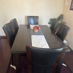 Dining Table With 6 Chairs 