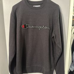 Champion Sweater 