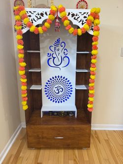 Wooden Hindu Pooja Mandir Temple