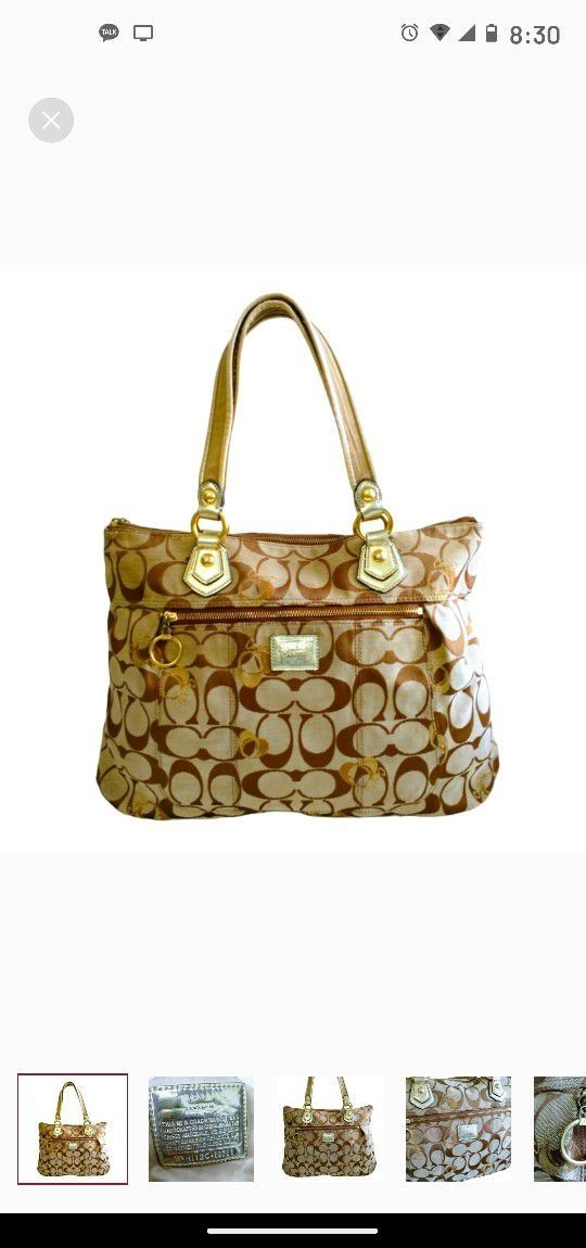 Coach Monogram Women's Shoulder Bag.