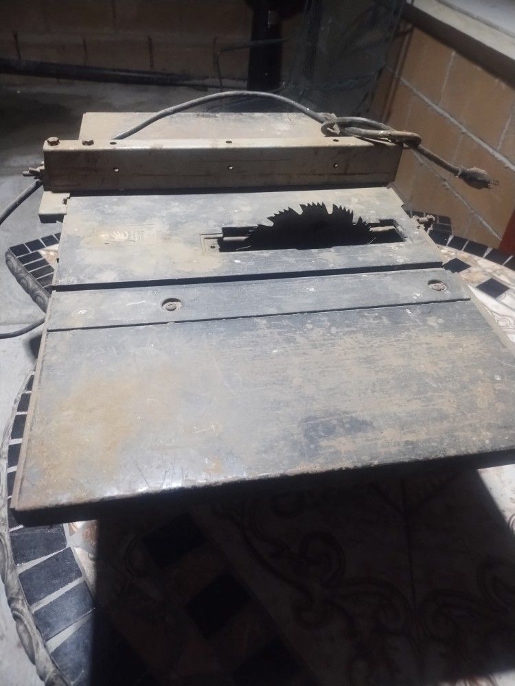 Table Saw