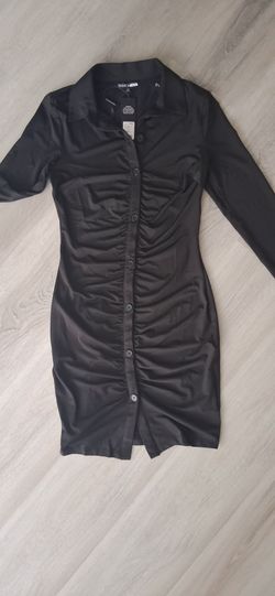 Fashion Nova Ruched shirt dress