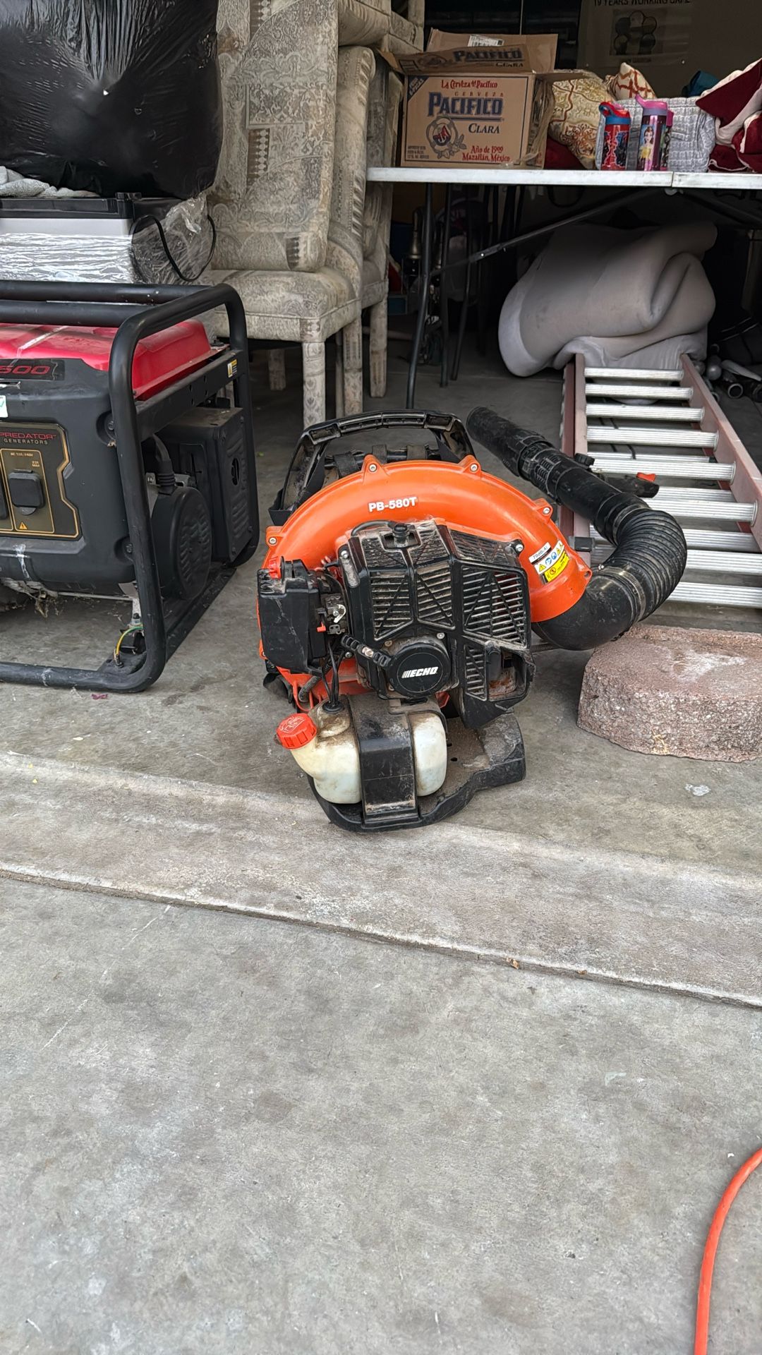 Leaf Blower