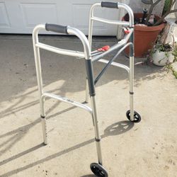 Walker In Excellent Condition 