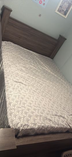 Cama Queen