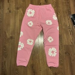 Denim Tear Sweatpants (large)