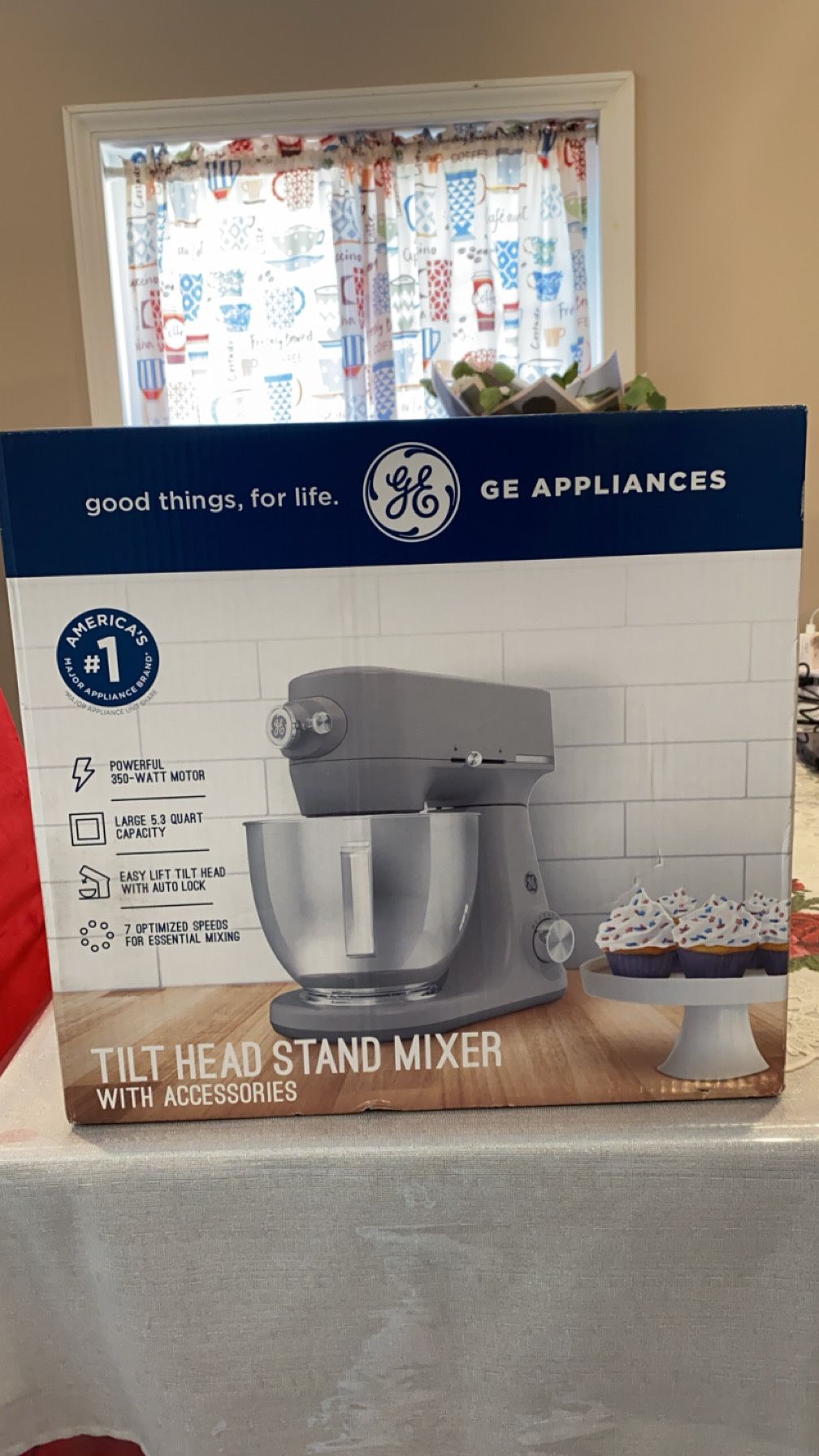 Tilt Head Stand Mixer With Accessories