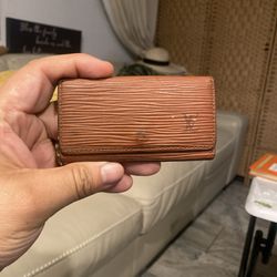 Louis Vuitton Burnt Orange Epi Leather 4-Ring Key Holder Wallet