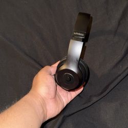 Beats Solo 