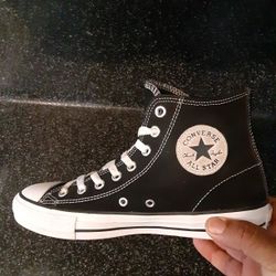 Converse mens 7 Like new 