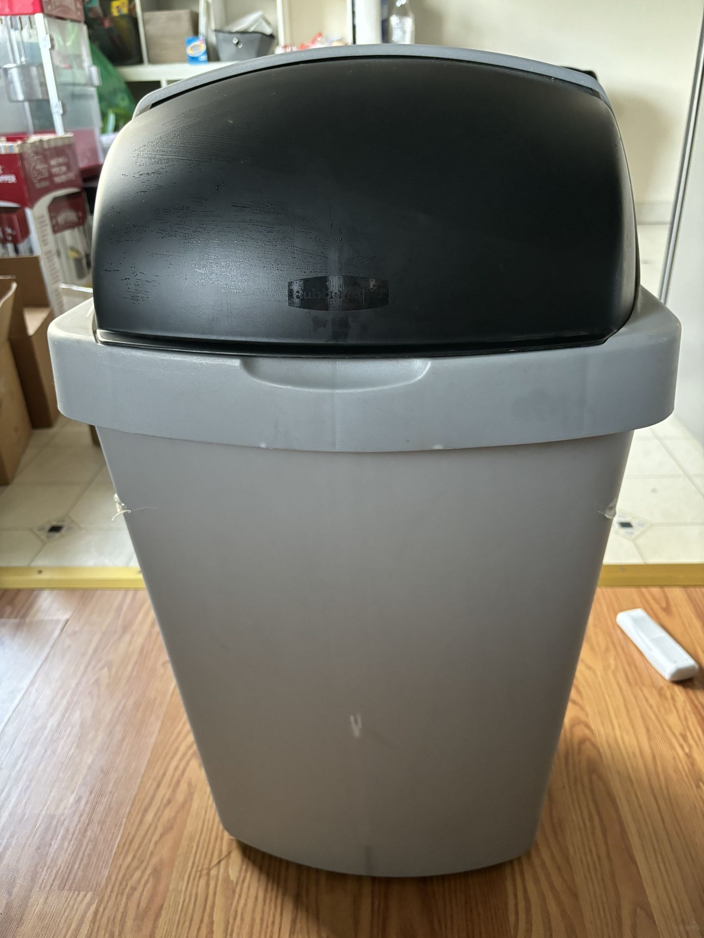 Rubbermaid 50L Roll Top Waste Bin