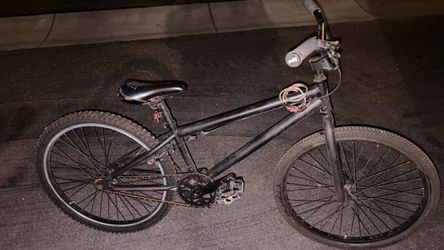 Black BMX bike 24 inch (negotiable)