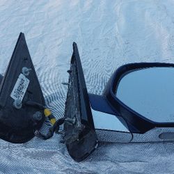 09 Cadillac Escalade Side Mirrors 
