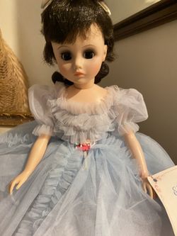 Madame Alexander doll Collection —Elise