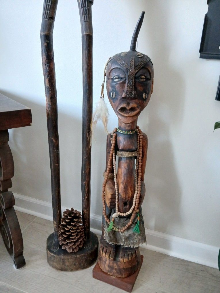 Statue