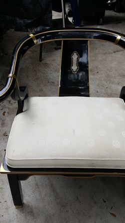 Nice antique chair havy