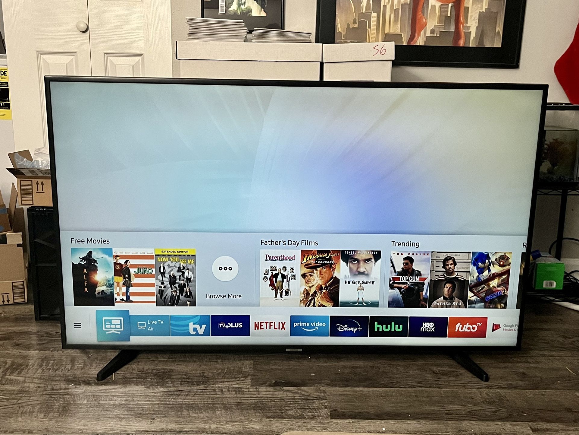 55” Samsung 6 Series 4K UHD Smart TV (NU6950)