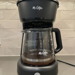 Krups Brewmaster Jr Type 170 4 Cup Automatic Drip Coffee Maker Black RV  Camper for Sale in Manassas, VA - OfferUp